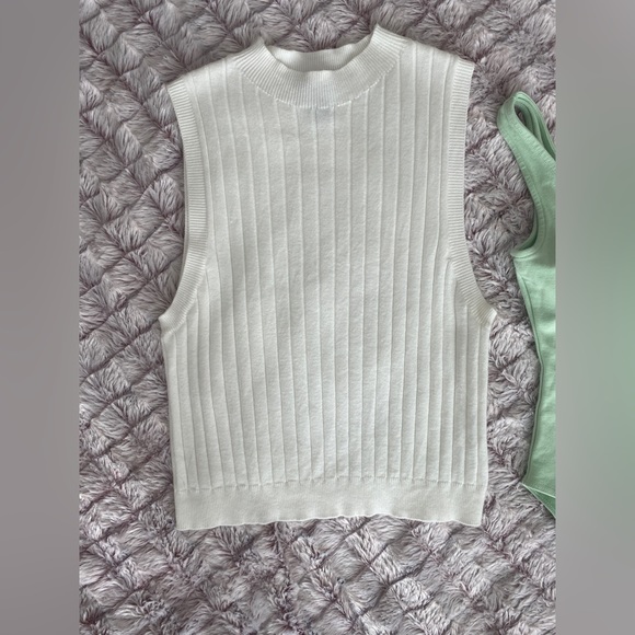 Forever 21 tops - Picture 2 of 6